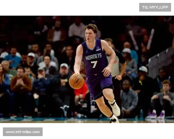 黄蜂新秀克努佩尔表现出色，场均18.3分